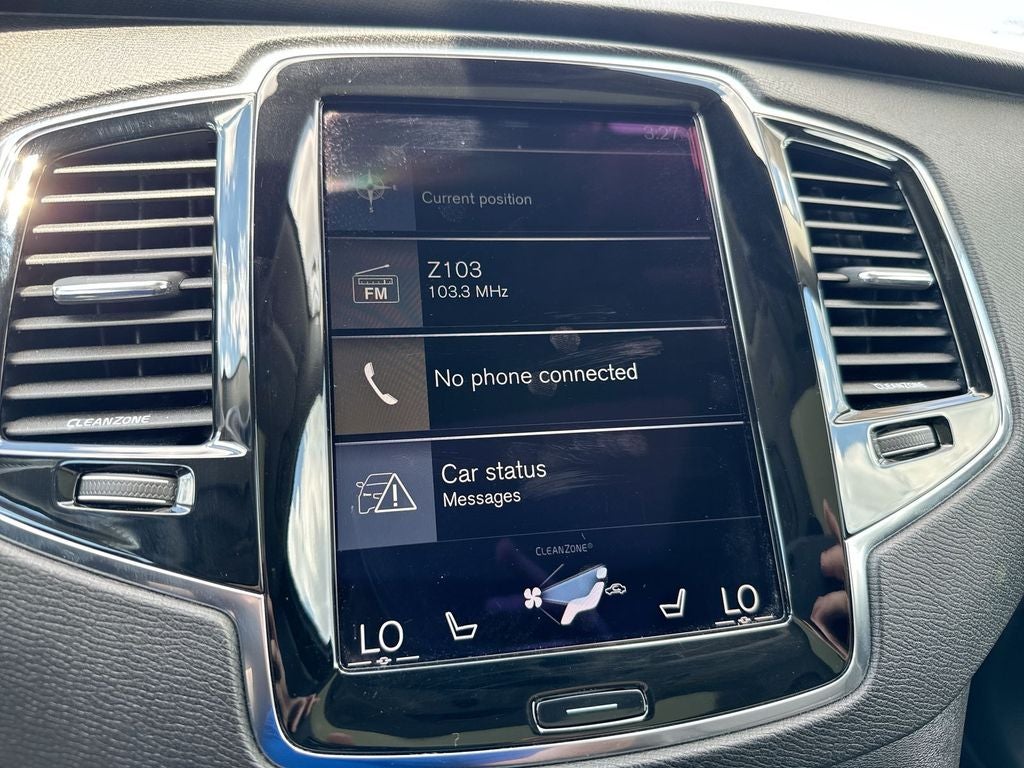 2016 Volvo XC90 T6 Momentum