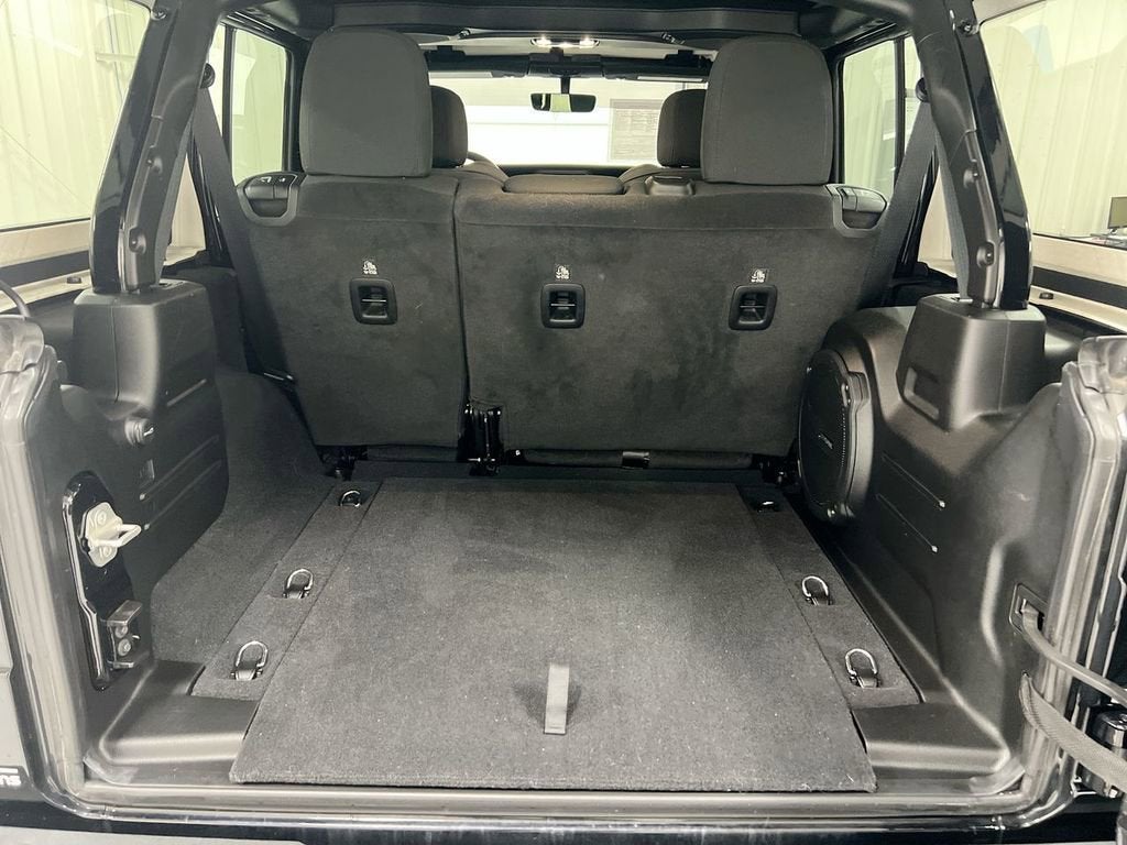 2023 Jeep Wrangler Sport Altitude