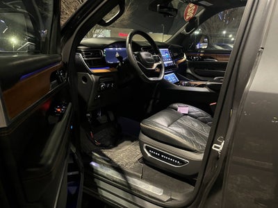 2024 Jeep Grand Wagoneer L Series III