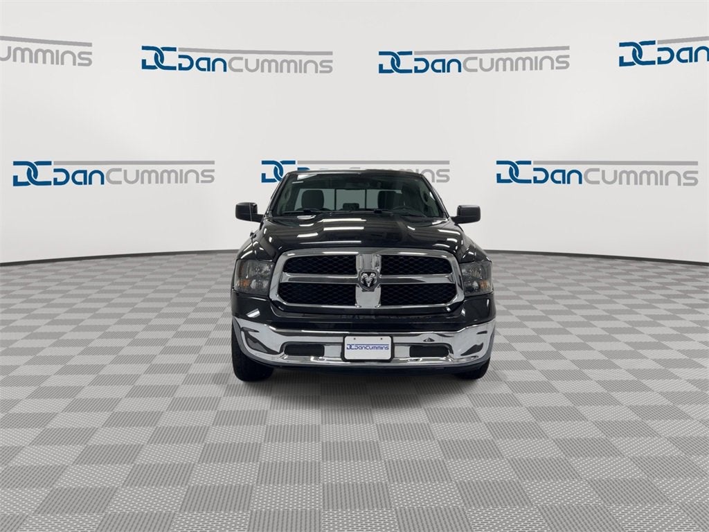 2016 RAM 1500 SLT