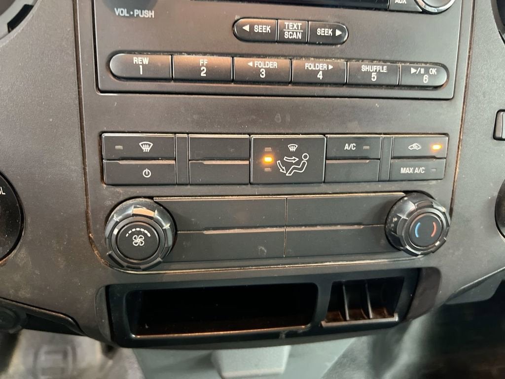 2012 Ford Super Duty F-250 SRW XL