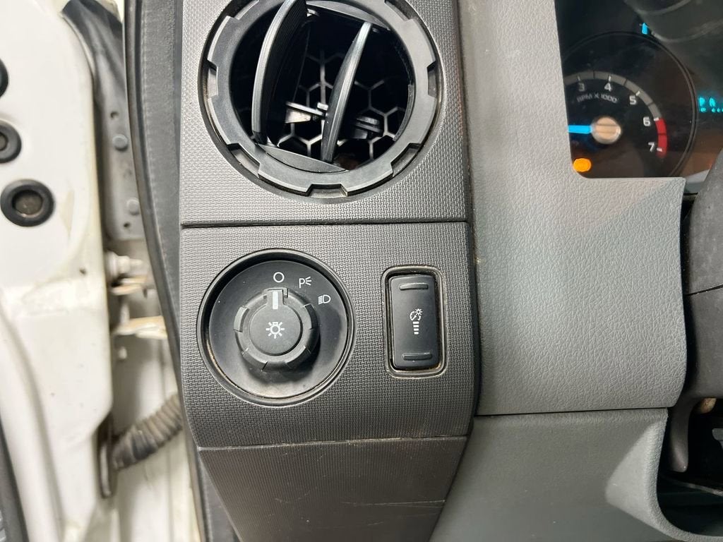 2012 Ford Super Duty F-250 SRW XL