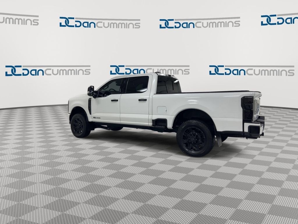 2024 Ford Super Duty F-350 SRW XL