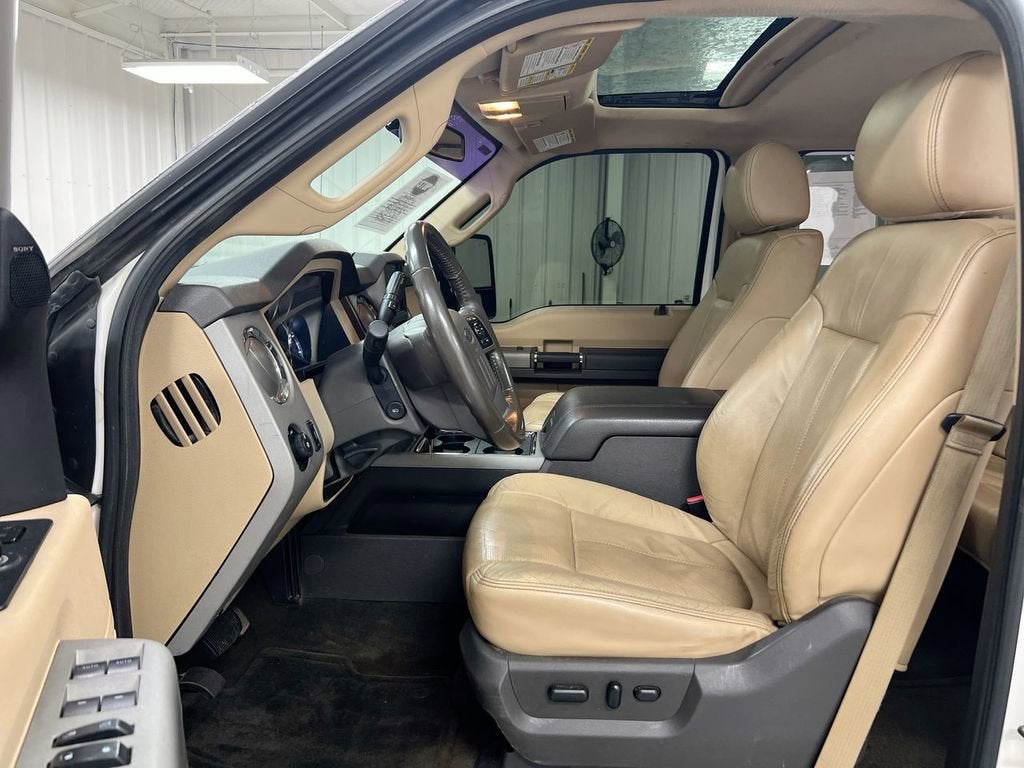 2013 Ford Super Duty F-350 DRW XL