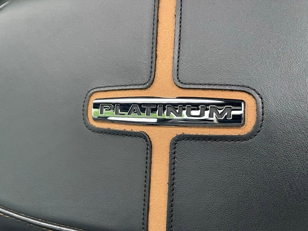 2023 Ford Super Duty F-450 DRW XL