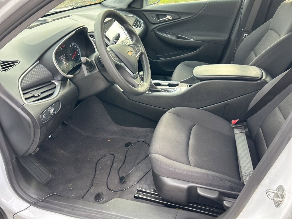 2022 Chevrolet Malibu LS