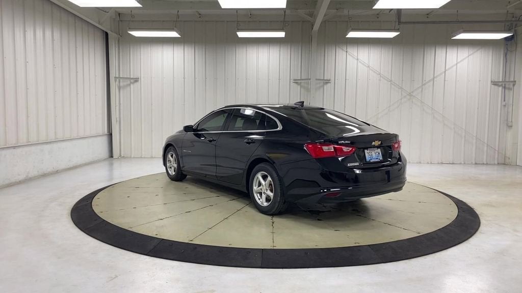 2018 Chevrolet Malibu LS