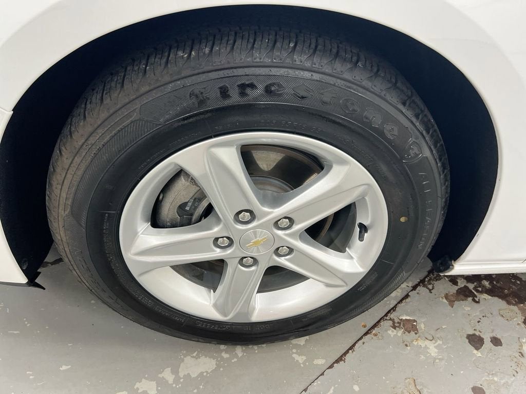 2023 Chevrolet Malibu FL