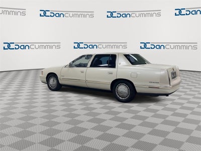 1999 Cadillac Deville Base