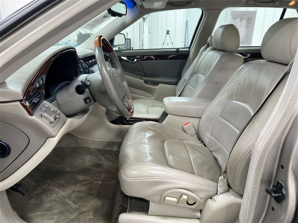 2002 Cadillac Deville DTS