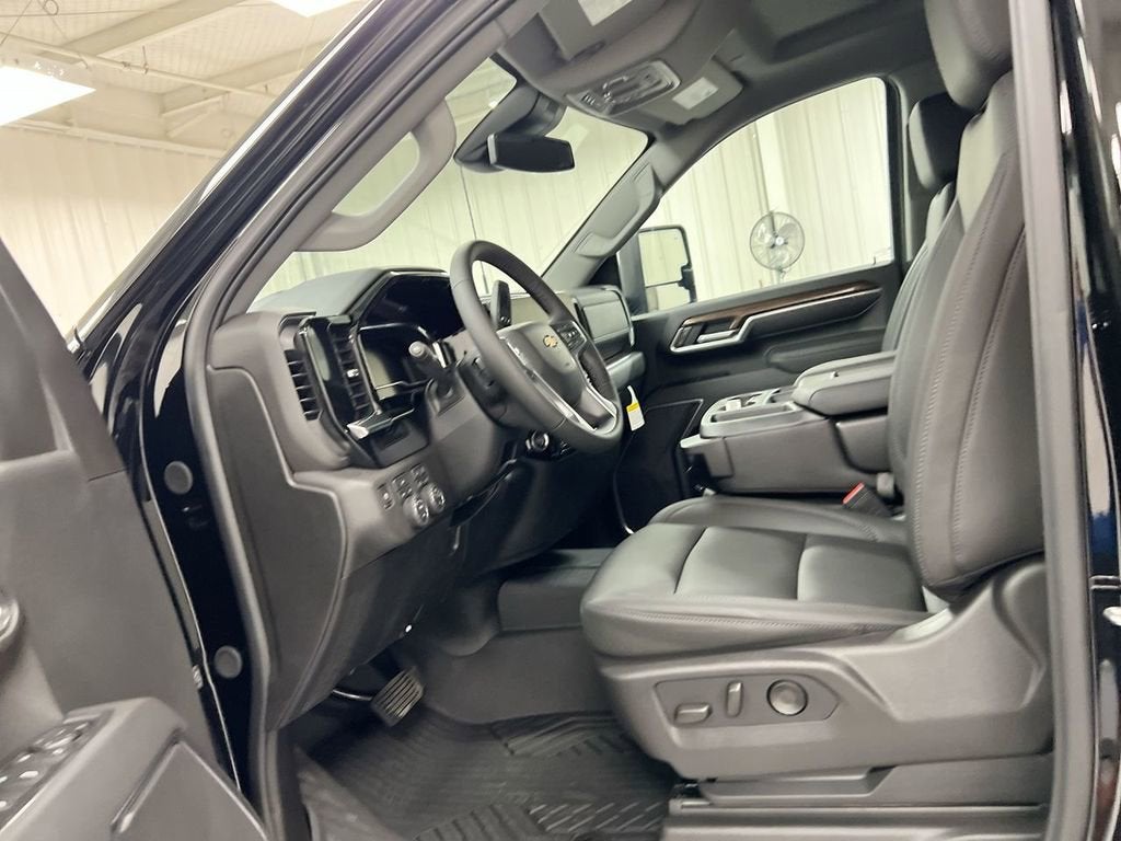 2025 Chevrolet Silverado 2500 HD LT