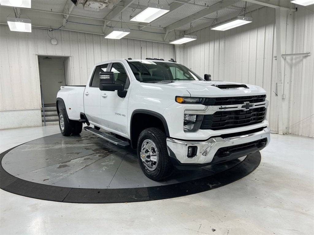 2026 Chevrolet Silverado 3500 HD LT DRW