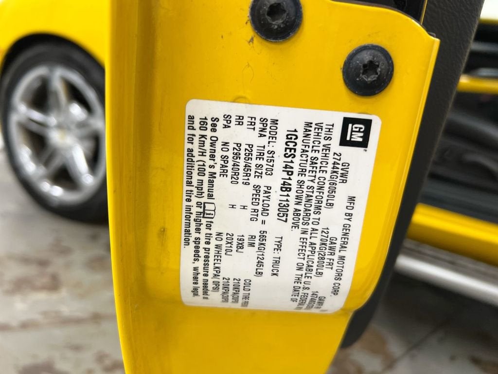 2004 Chevrolet SSR LS