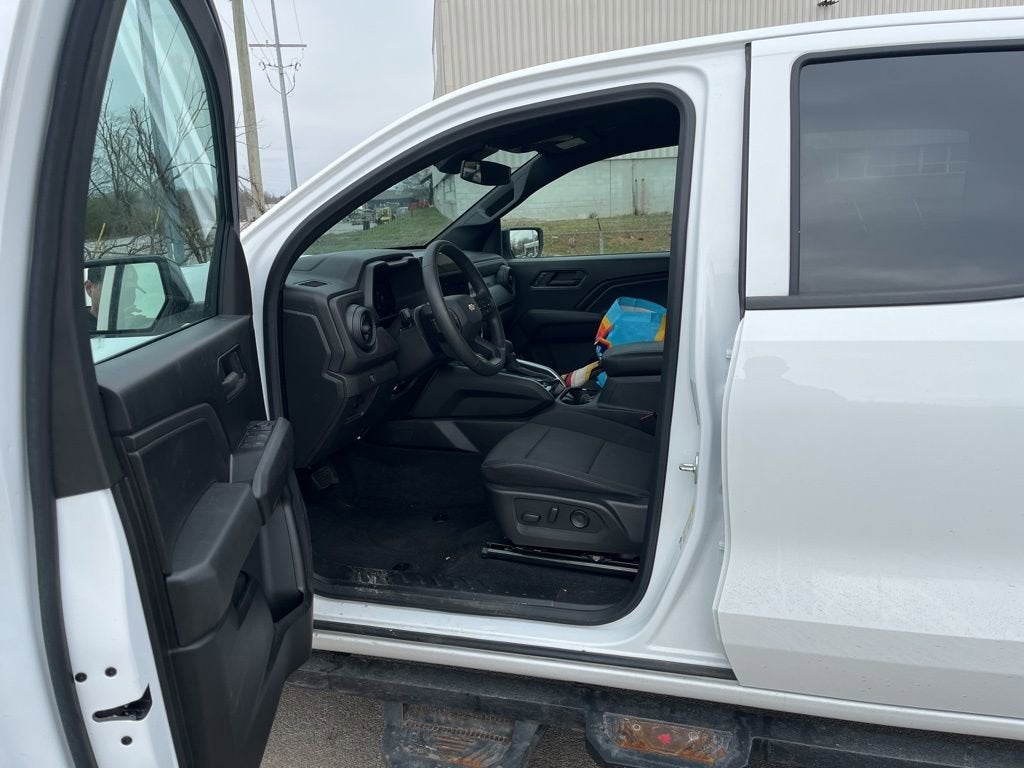 2024 Chevrolet Colorado WT