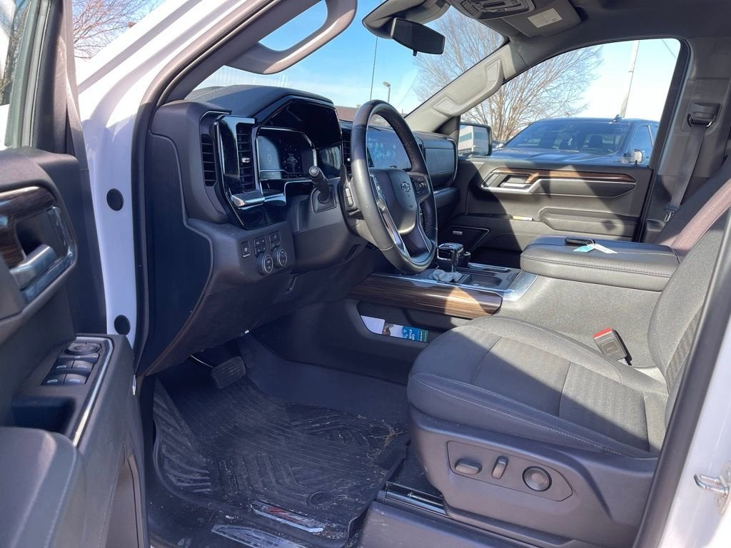 2024 Chevrolet Silverado 1500 RST