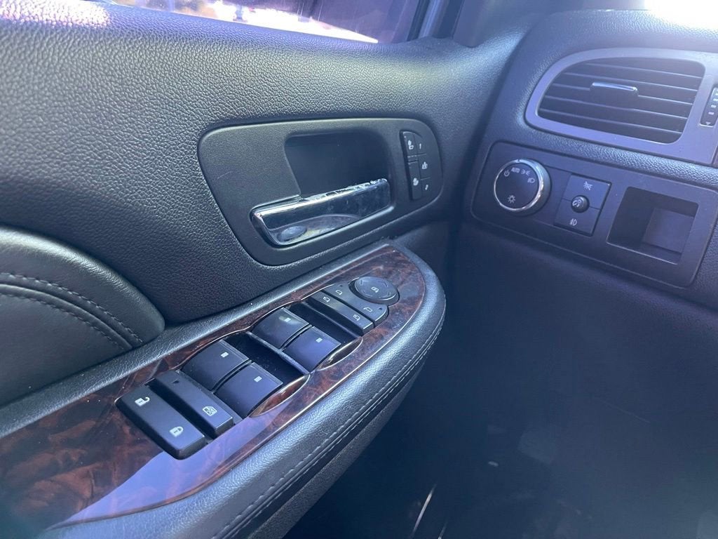 2008 GMC Yukon XL Base