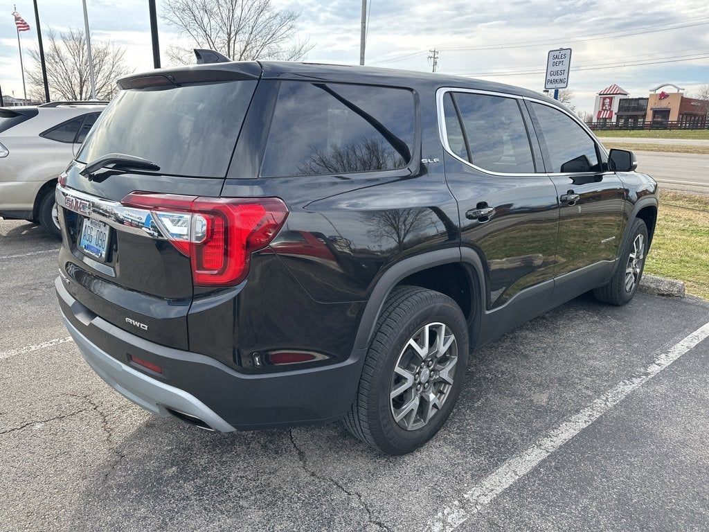2022 GMC Acadia SLE