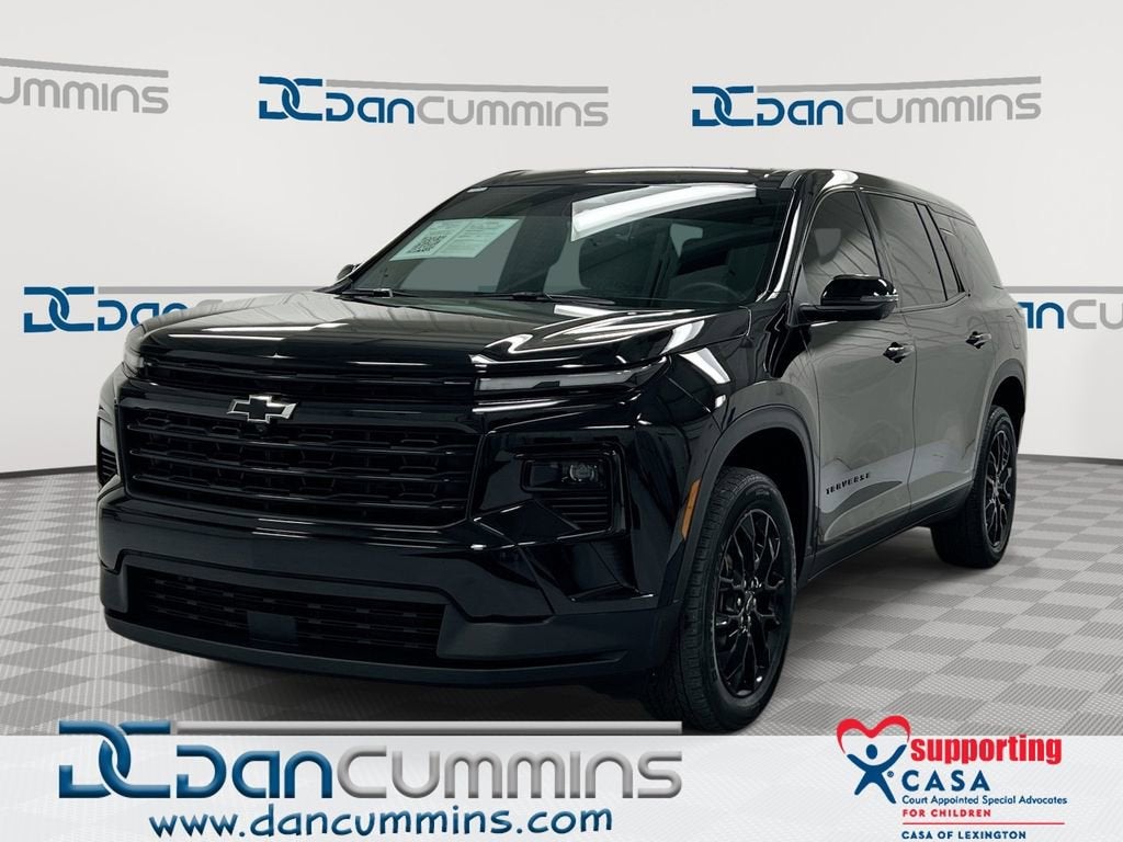 2024 Chevrolet Traverse LS