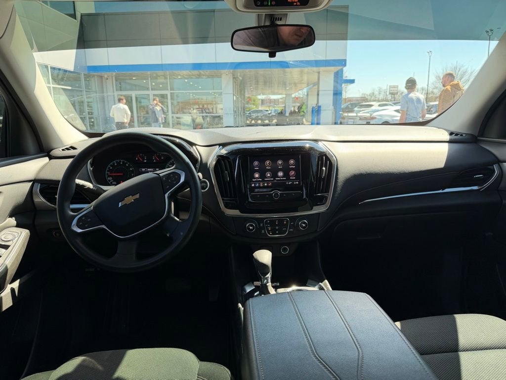 2021 Chevrolet Traverse LS