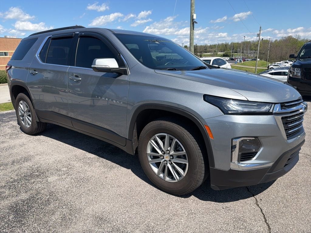 2023 Chevrolet Traverse LT Cloth