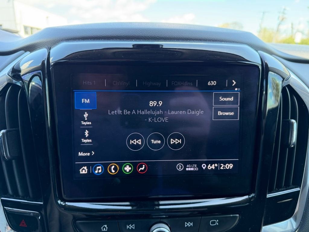 2021 Chevrolet Traverse LT Cloth