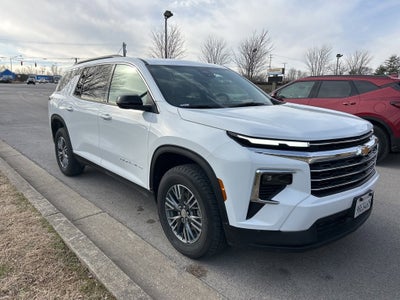 2025 Chevrolet Traverse LT