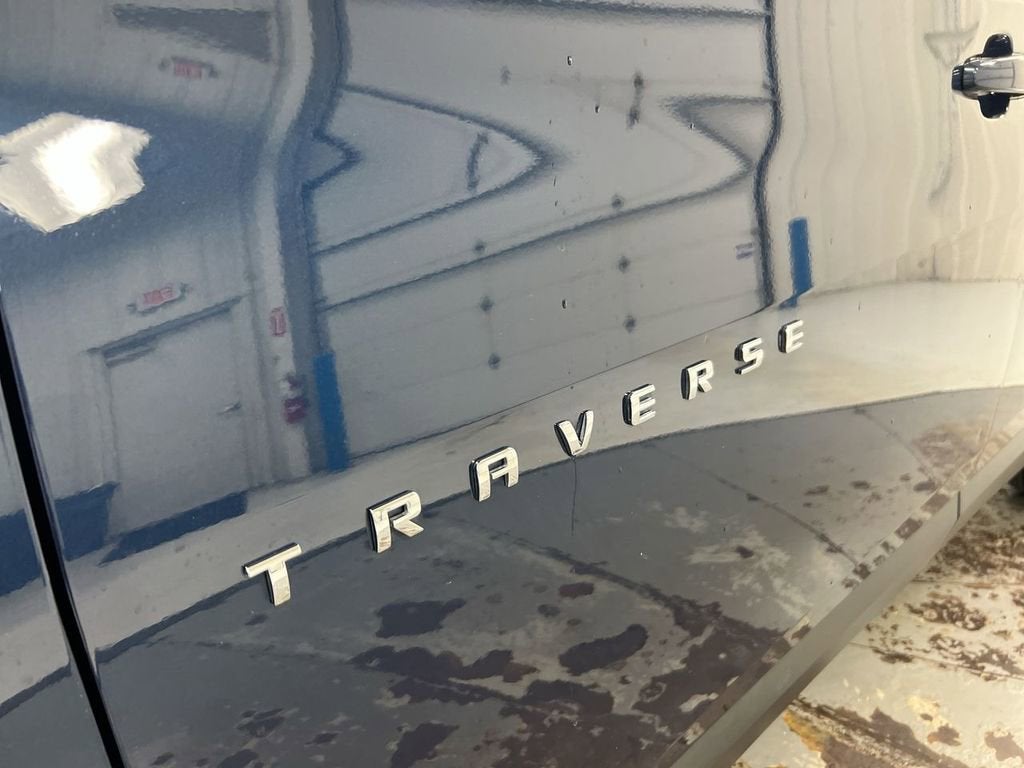 2022 Chevrolet Traverse LS
