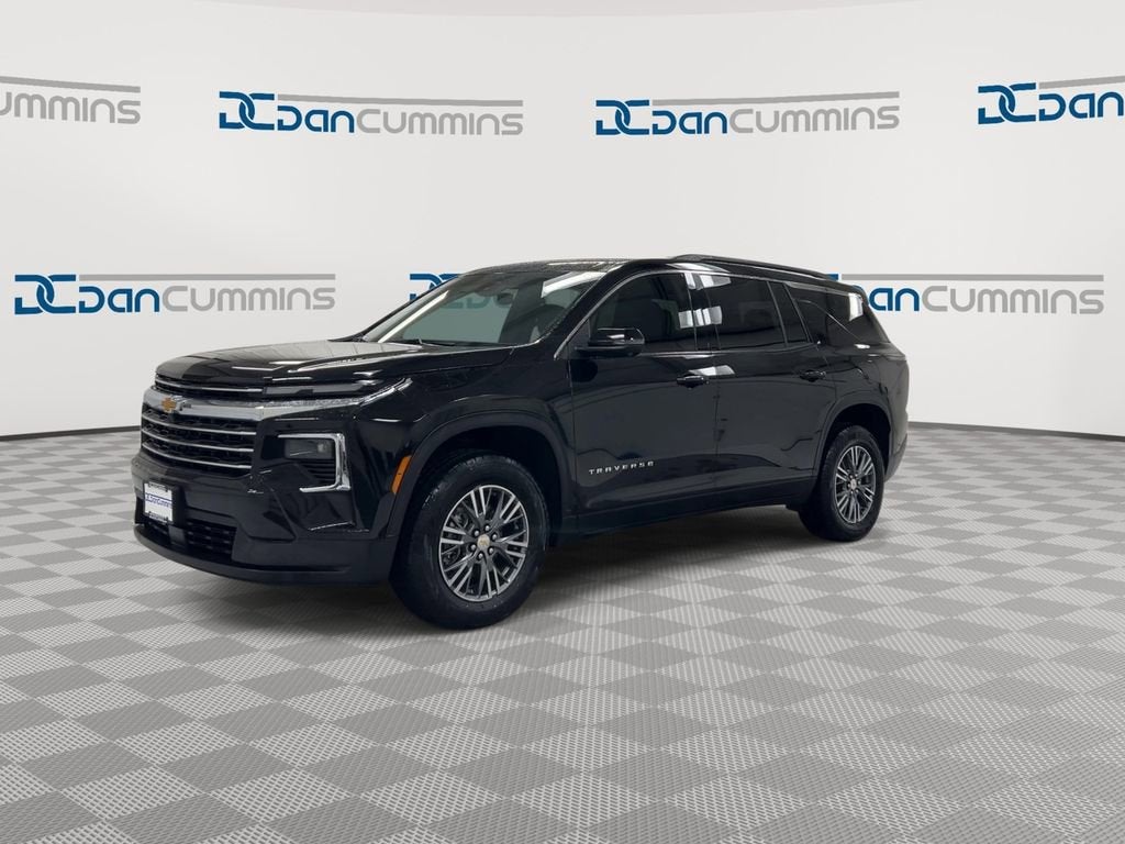 2024 Chevrolet Traverse LT