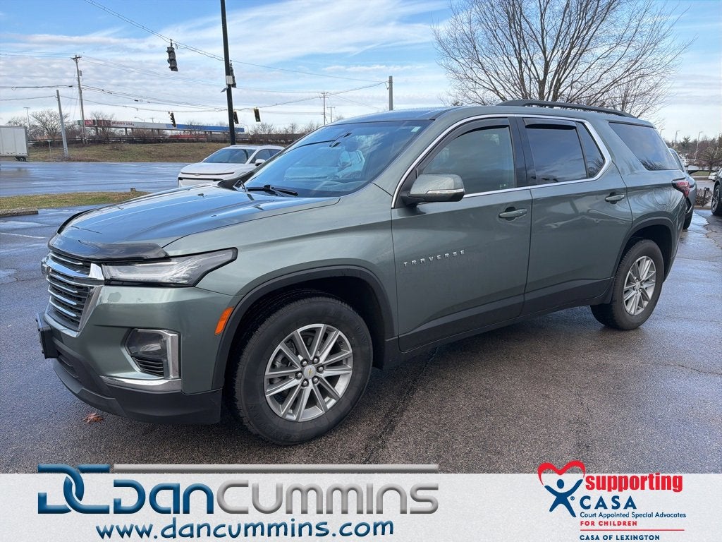 2023 Chevrolet Traverse LT Cloth