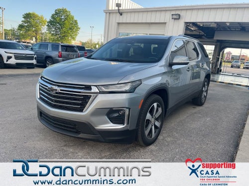 2023 Chevrolet Traverse LT Leather