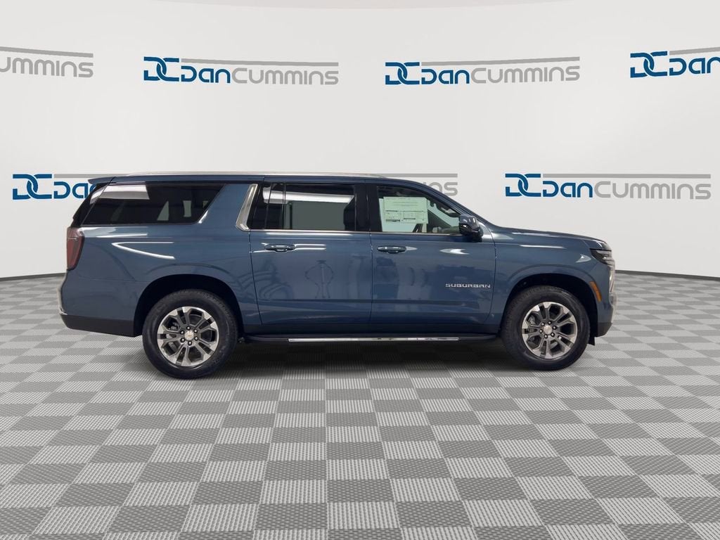 2025 Chevrolet Suburban LT