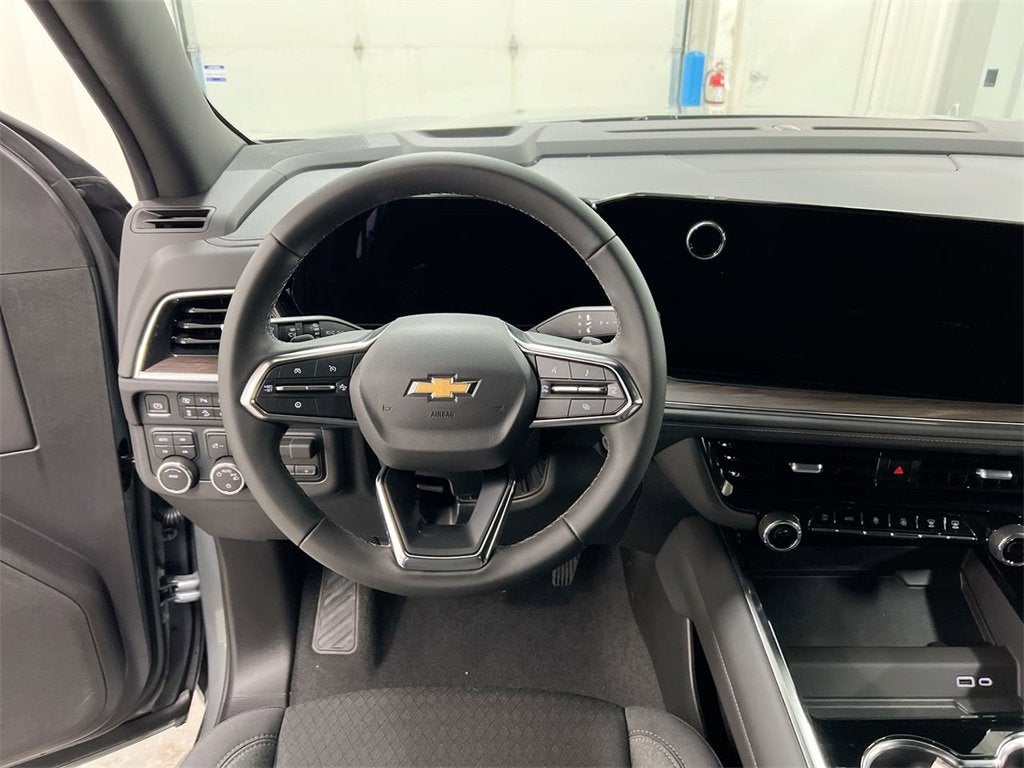 2025 Chevrolet Tahoe LS