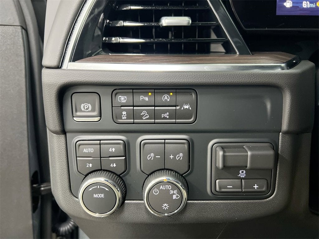 2025 Chevrolet Tahoe LS