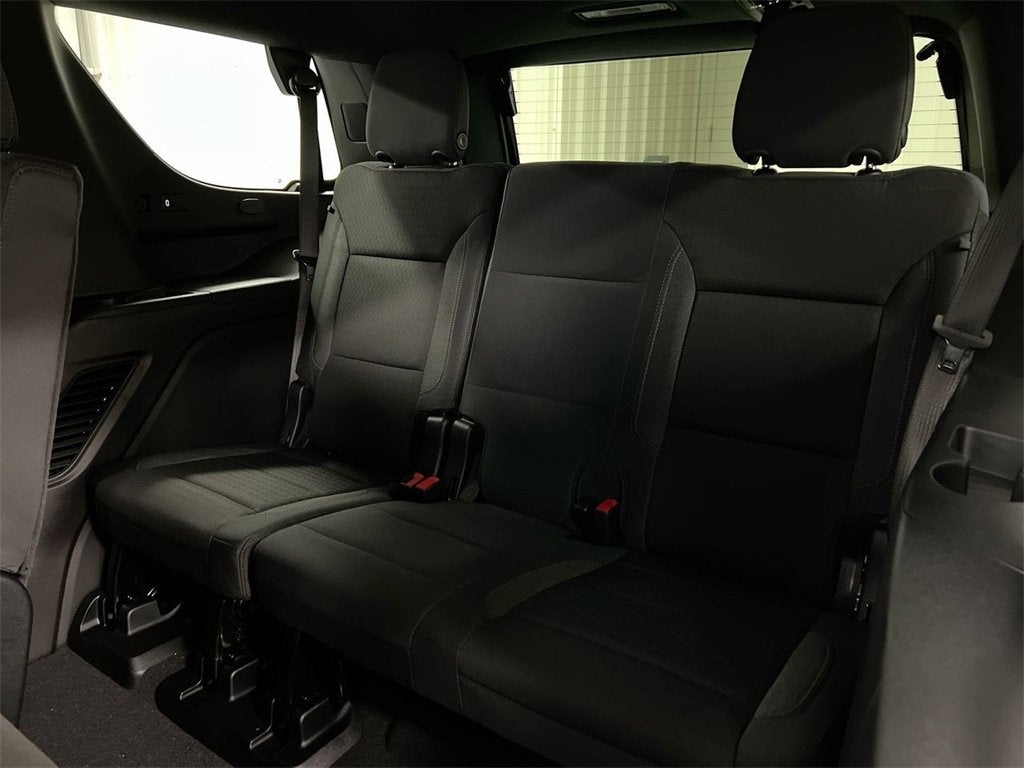 2025 Chevrolet Tahoe LS