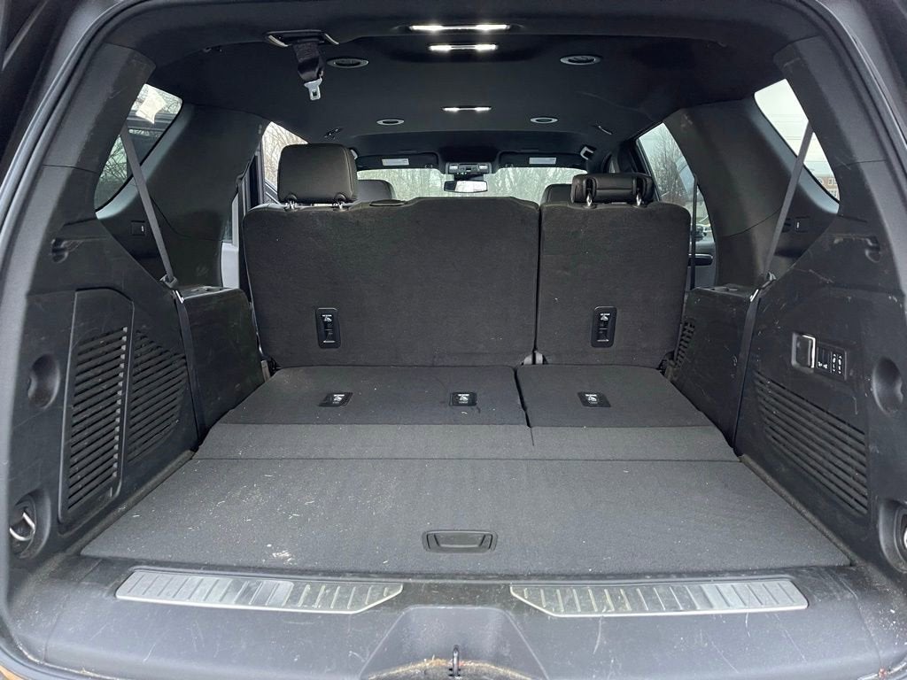 2025 Chevrolet Tahoe RST