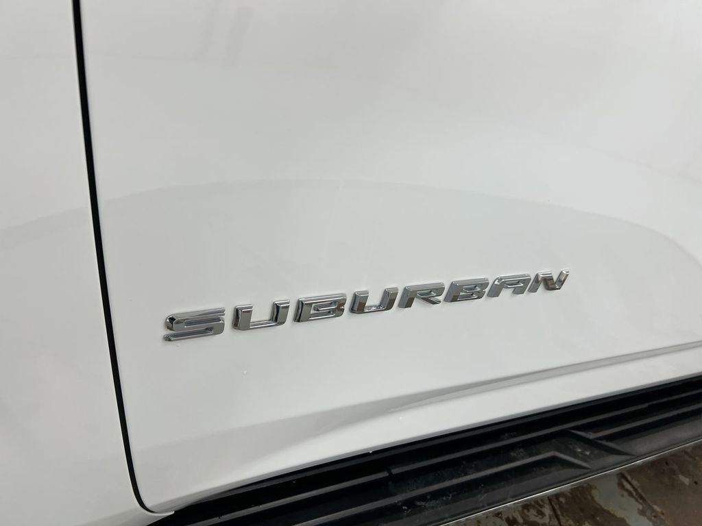 2024 Chevrolet Suburban LT