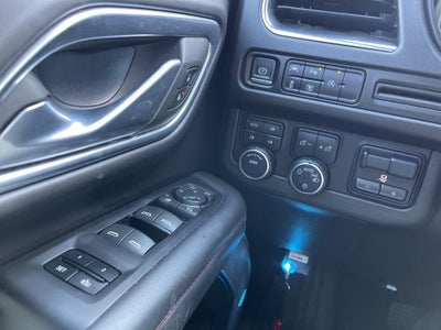 2023 Chevrolet Suburban RST