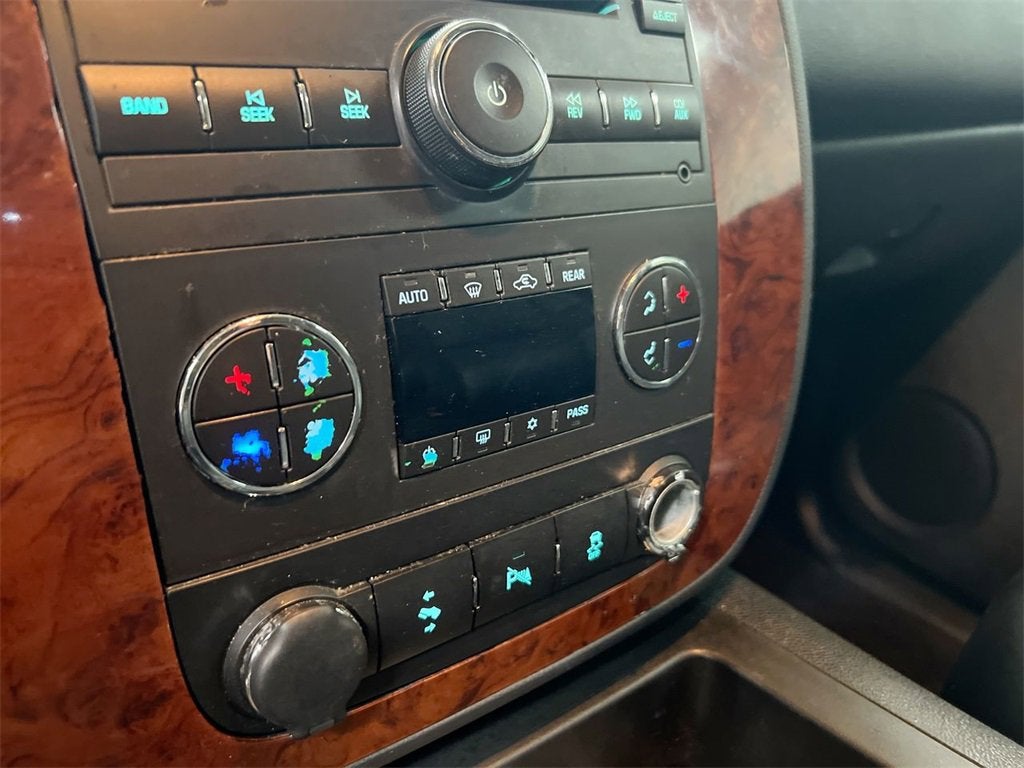 2014 Chevrolet Suburban LT