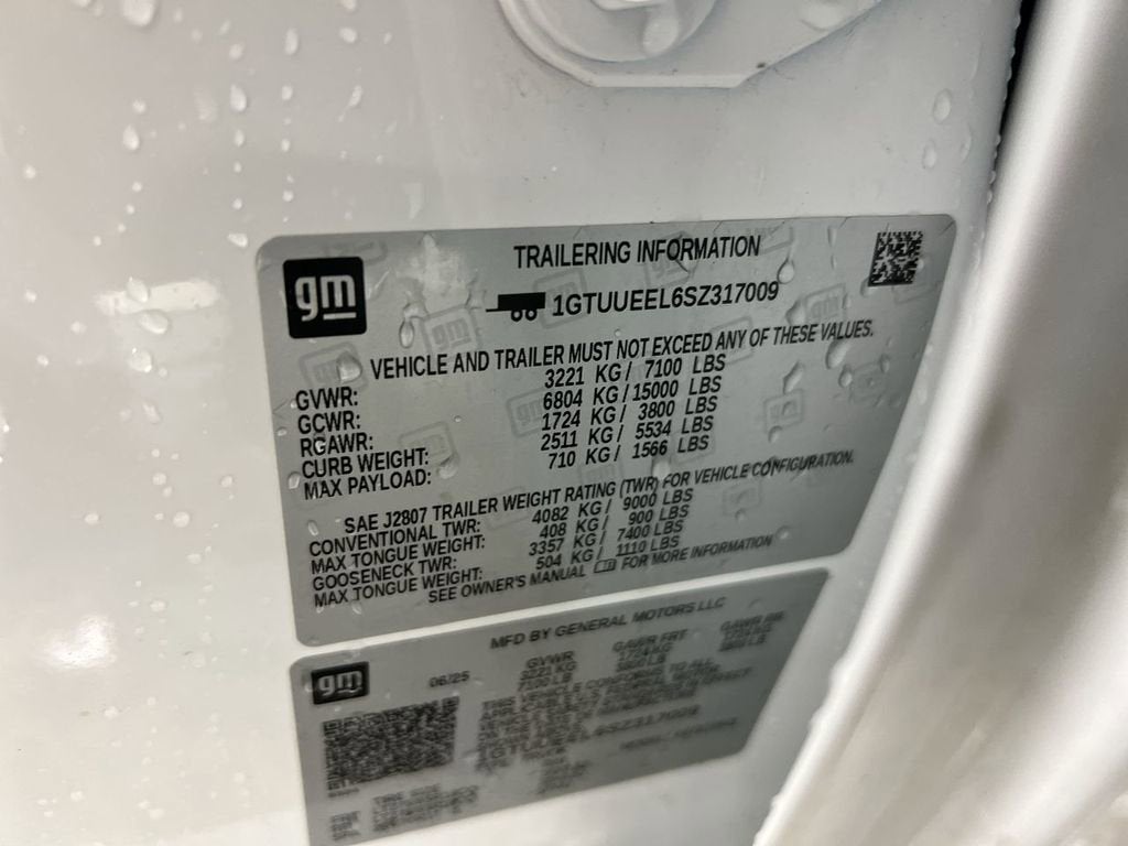 2025 GMC Sierra 1500 AT4