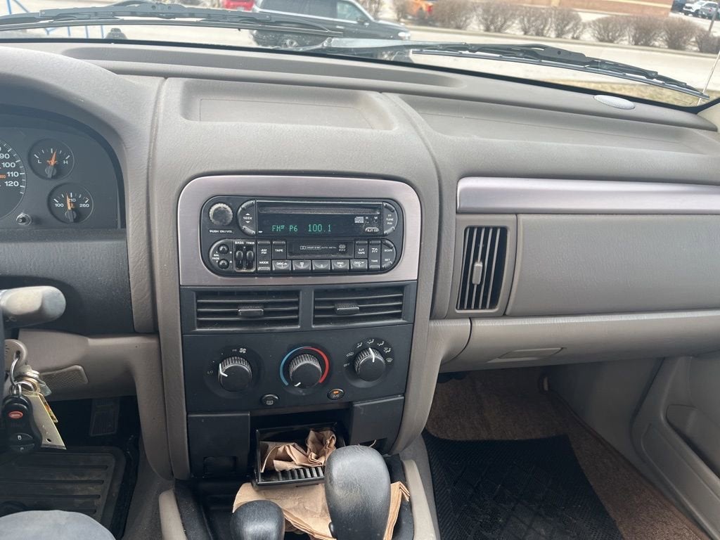 2002 Jeep Grand Cherokee Sport