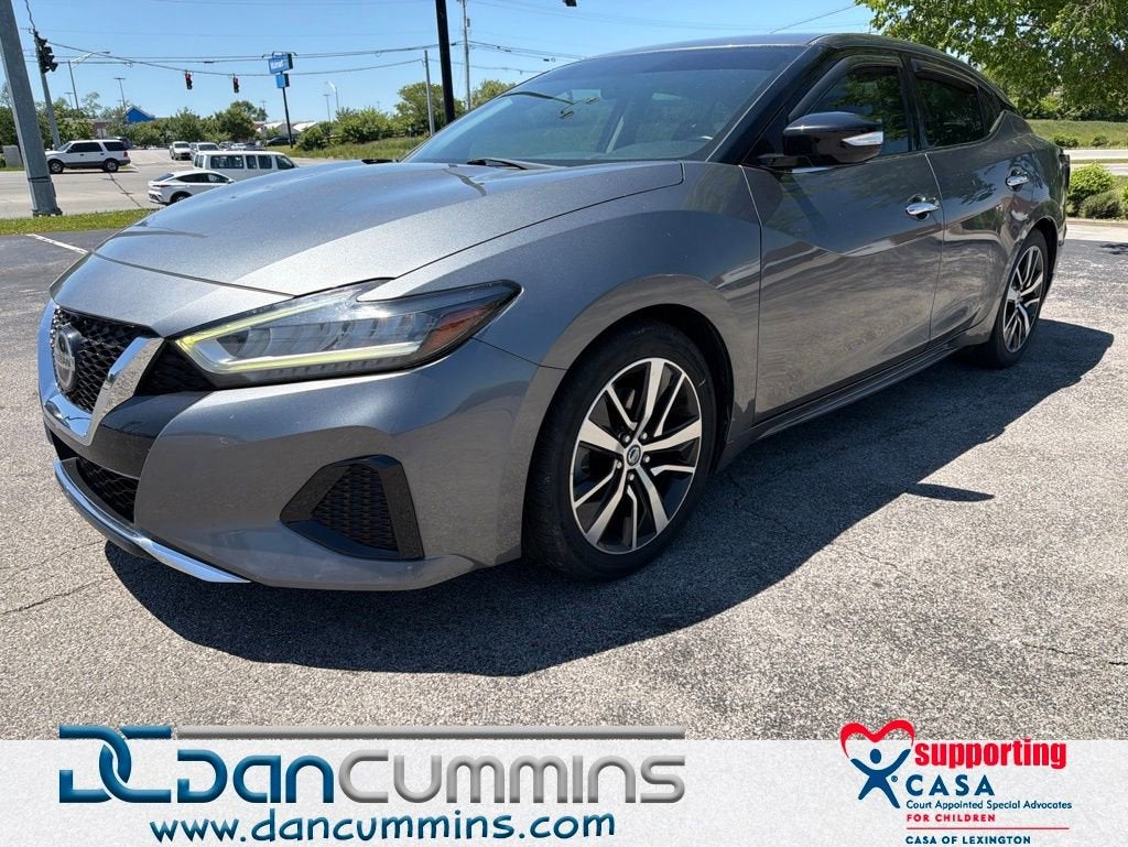 2019 Nissan Maxima SV's photo