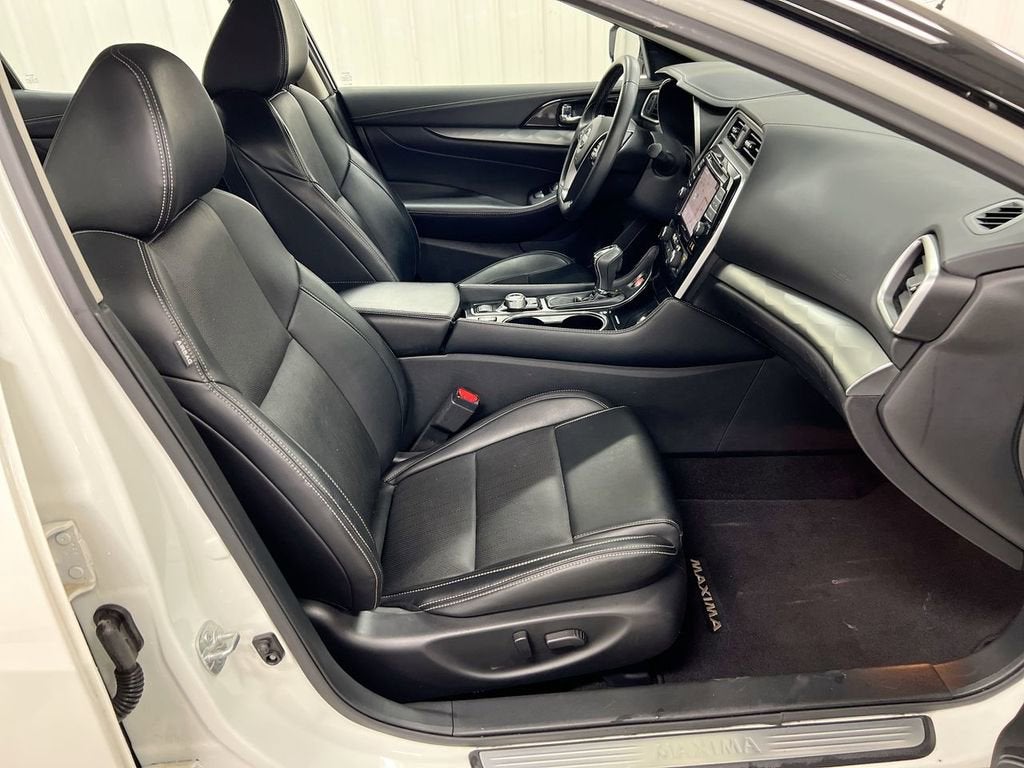 2023 Nissan Maxima SV