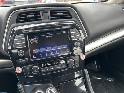 2023 Nissan Maxima SV