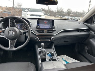 2022 Nissan Altima 2.5 SV