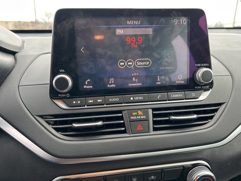 2022 Nissan Altima 2.5 SV