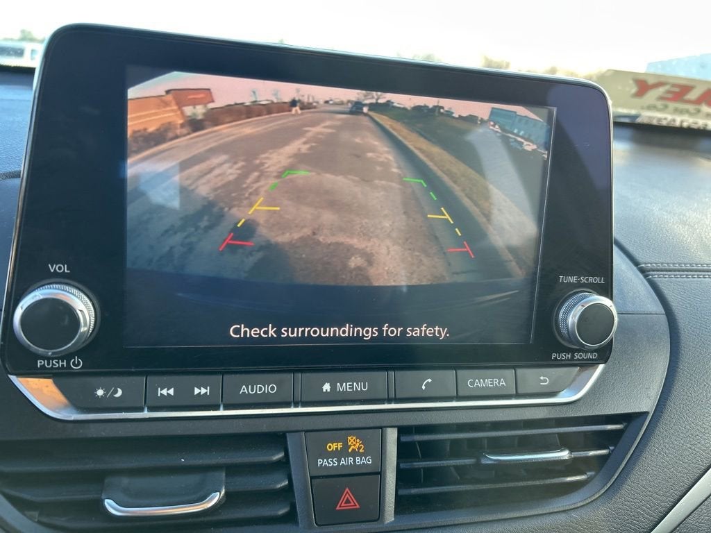 2022 Nissan Altima 2.5 SV