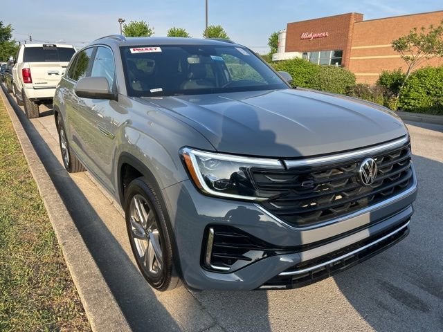 2024 Volkswagen Atlas Cross Sport 2.0T SEL R-Line