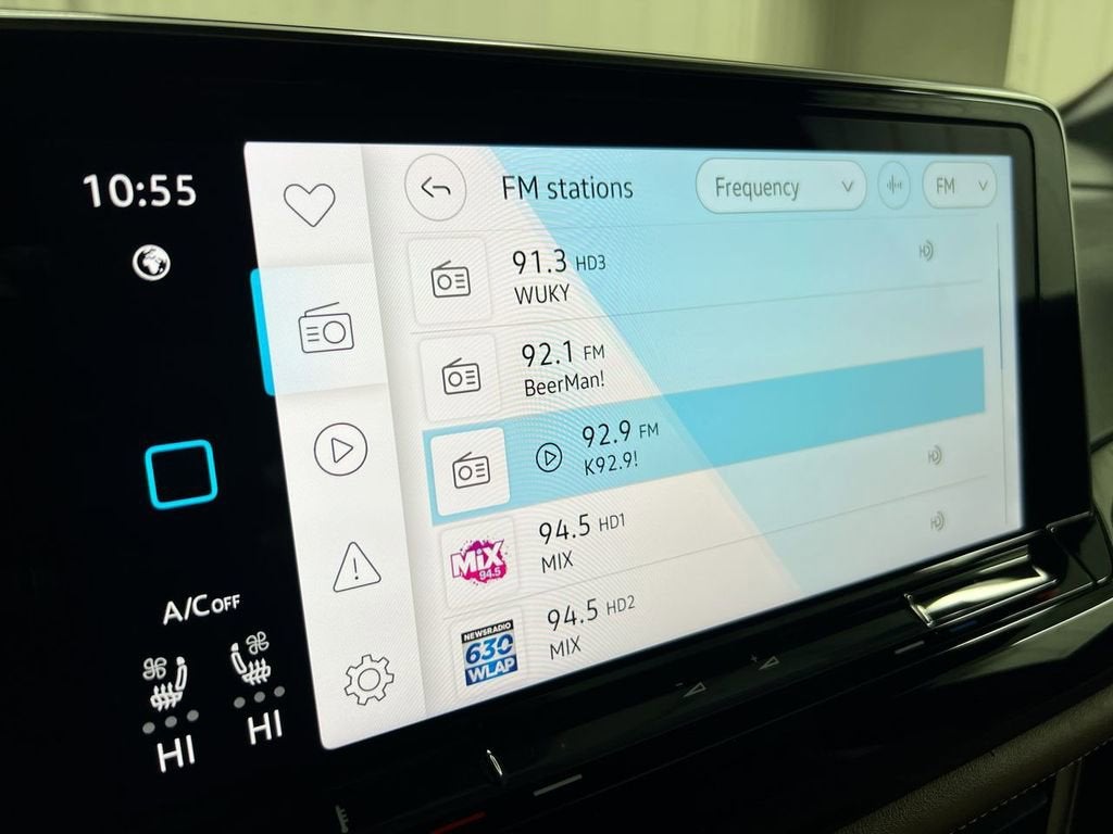 2024 Volkswagen Atlas Cross Sport 2.0T SE w/Technology