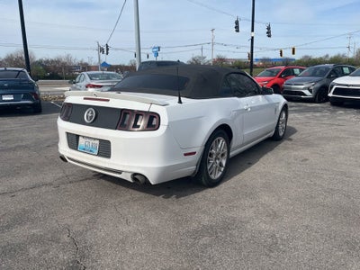 2014 Ford Mustang V6