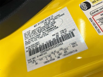 2005 Ford Mustang GT Deluxe